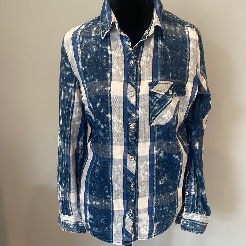 Blue and White Plaid Button-Up Shirt denim vibes small